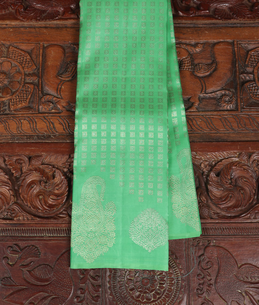 Green Handwoven Kanjivaram Silk Saree T325501-image
