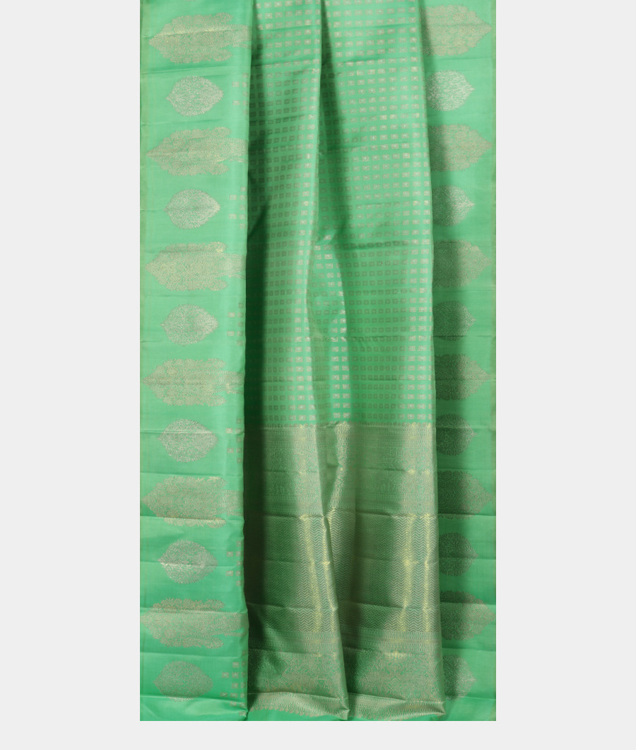 Green Handwoven Kanjivaram Silk Saree T3255012