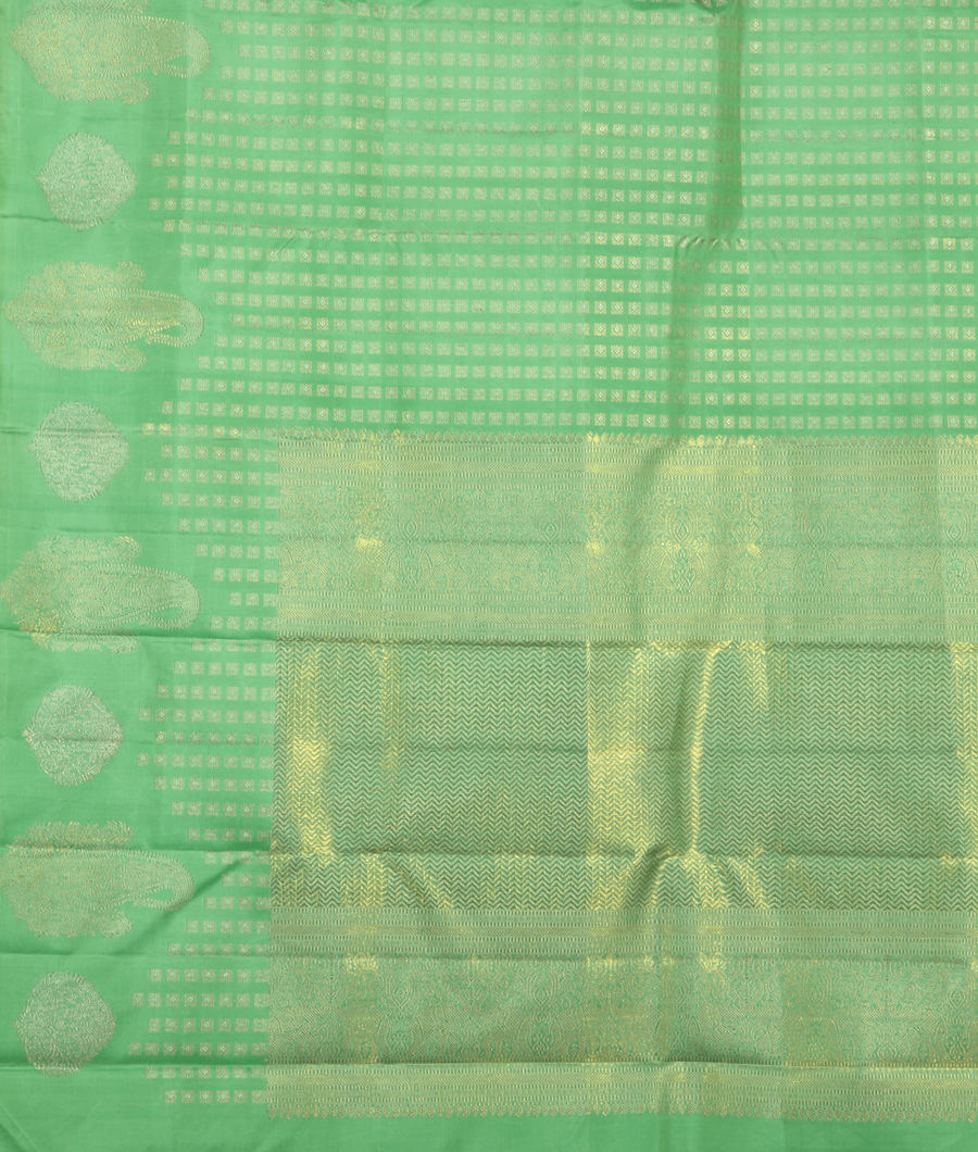 Green Handwoven Kanjivaram Silk Saree T3255014