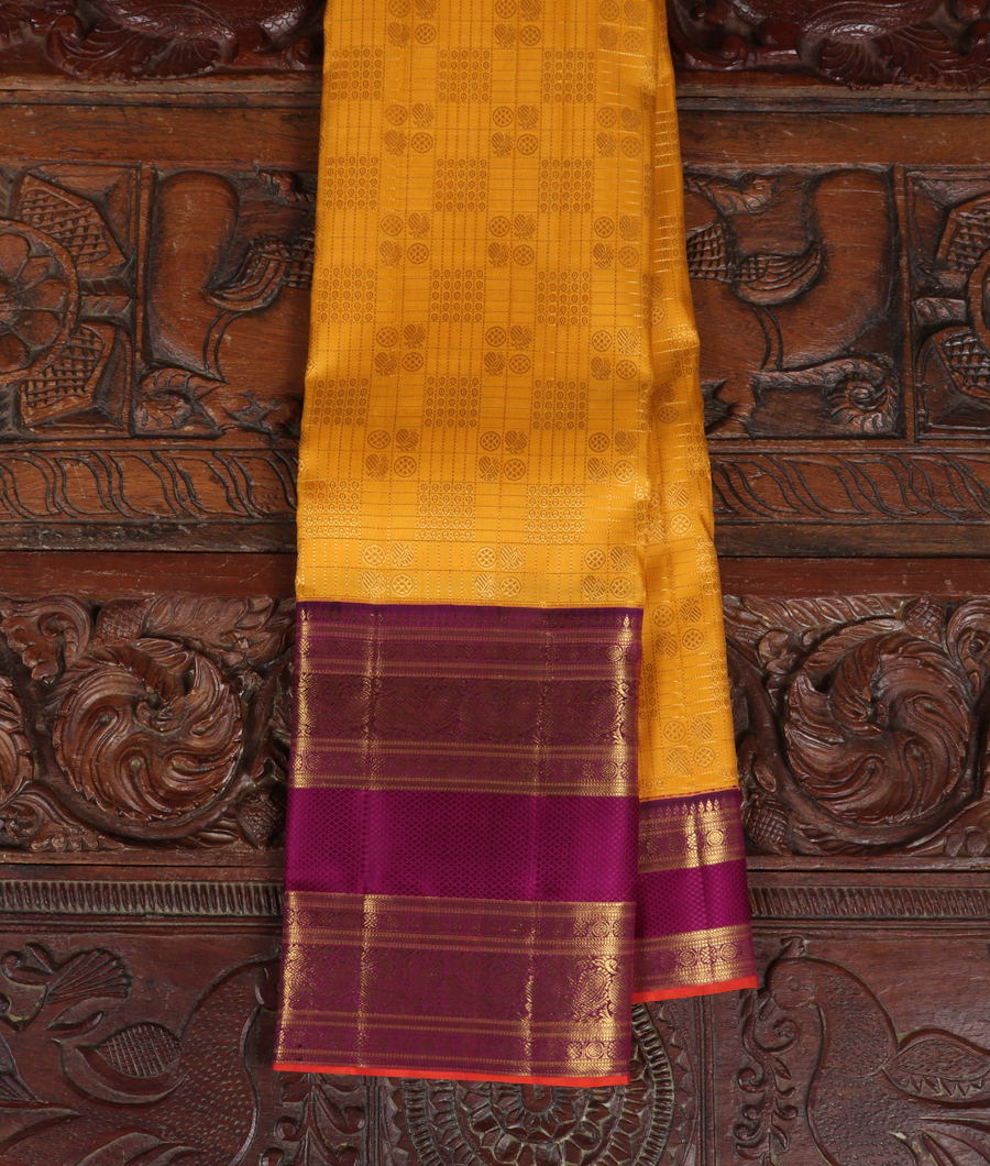 Yellow Handwoven Kanjivaram Silk Saree T325485-image