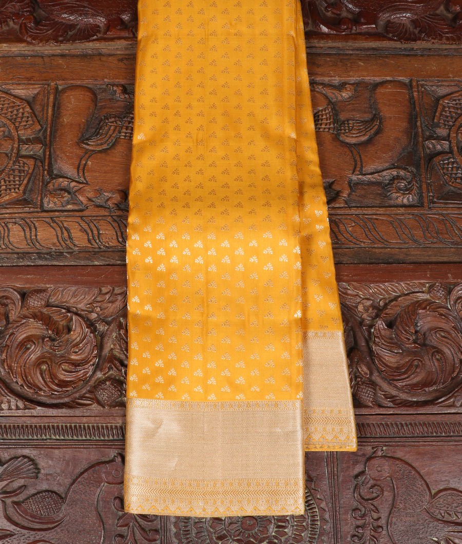 Yellow Handwoven Kanjivaram Silk Saree T326464-image