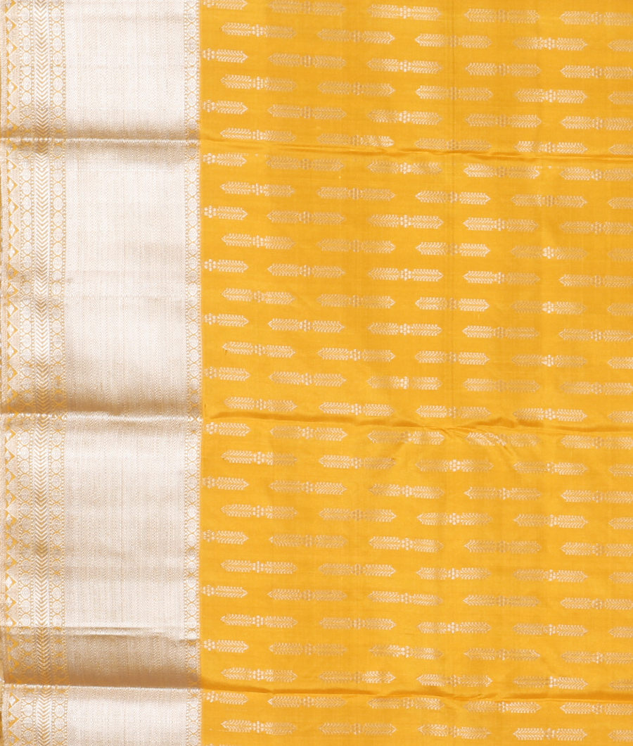 Yellow Handwoven Kanjivaram Silk Saree T3264643