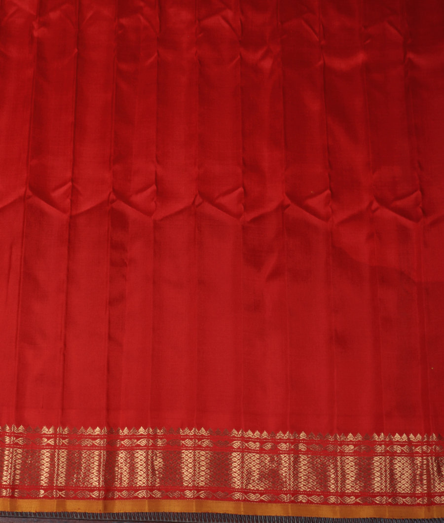 Yellow Gadwal Silk Saree T2347053