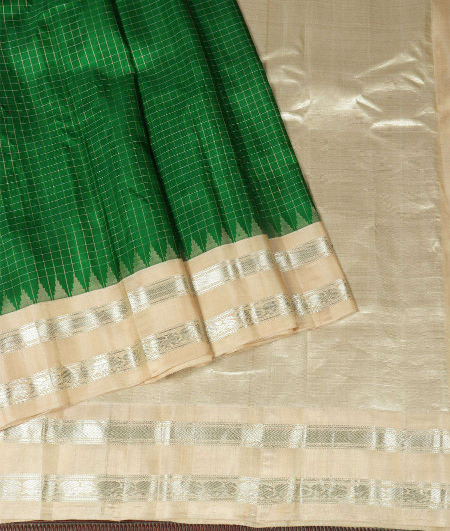 Green Gadwal Silk Saree T3321842