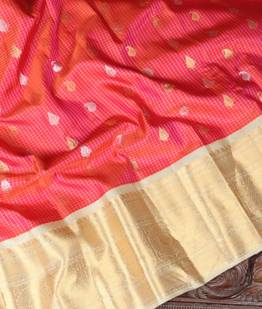 Pinkish Orange Gadwal Silk Saree T3322104