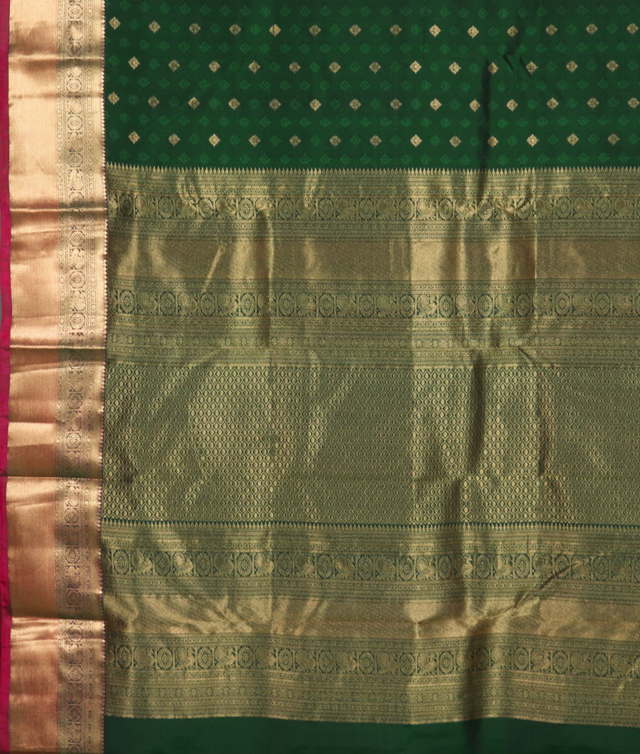 Green Soft Silk Saree T3336594