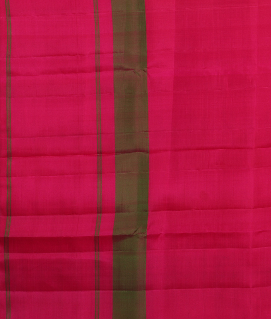 Yellow Handwoven Kanjivaram Silk Saree T3181443