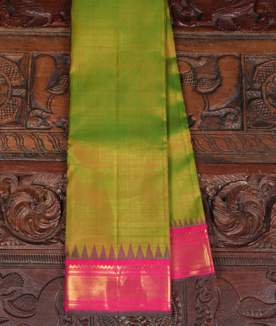 Yellowish Green Handwoven Kanjivaram Silk Saree T242667-image