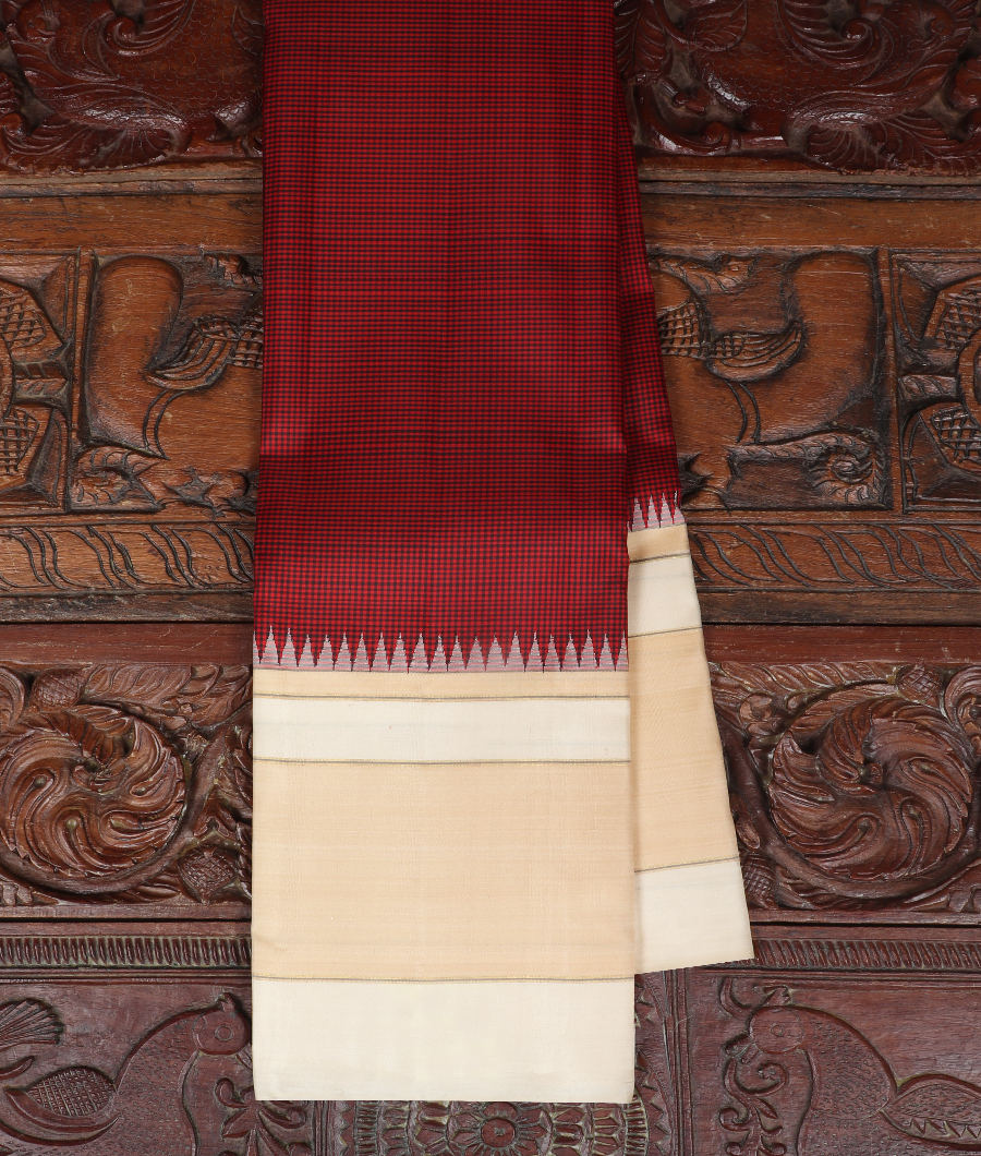 Black And Maroon Handwoven Kanjivaram Silk Saree T332303-image