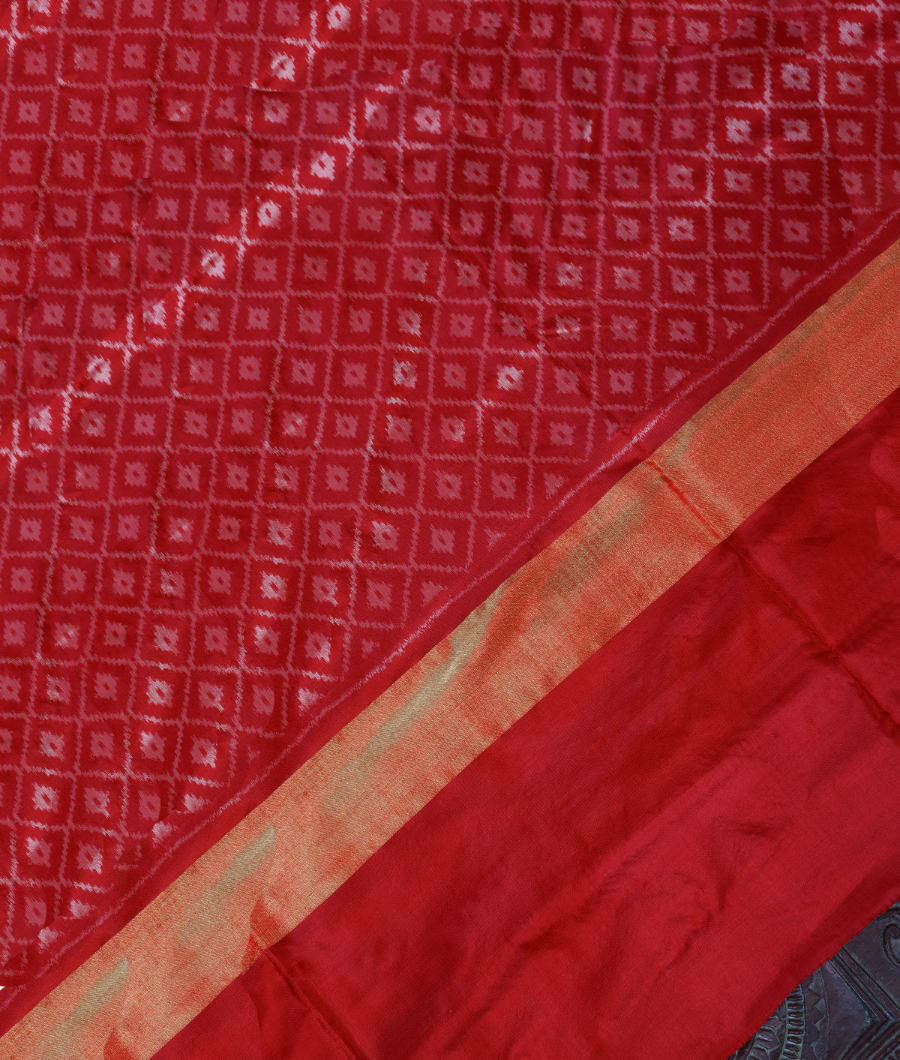 Beige Ikat Silk Saree T3332934