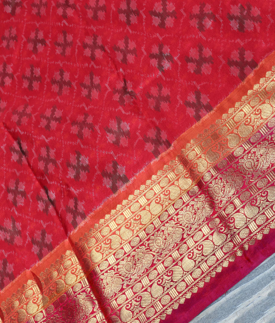 Bright Yellow Twill Kanjivaram Silk Saree T3112874
