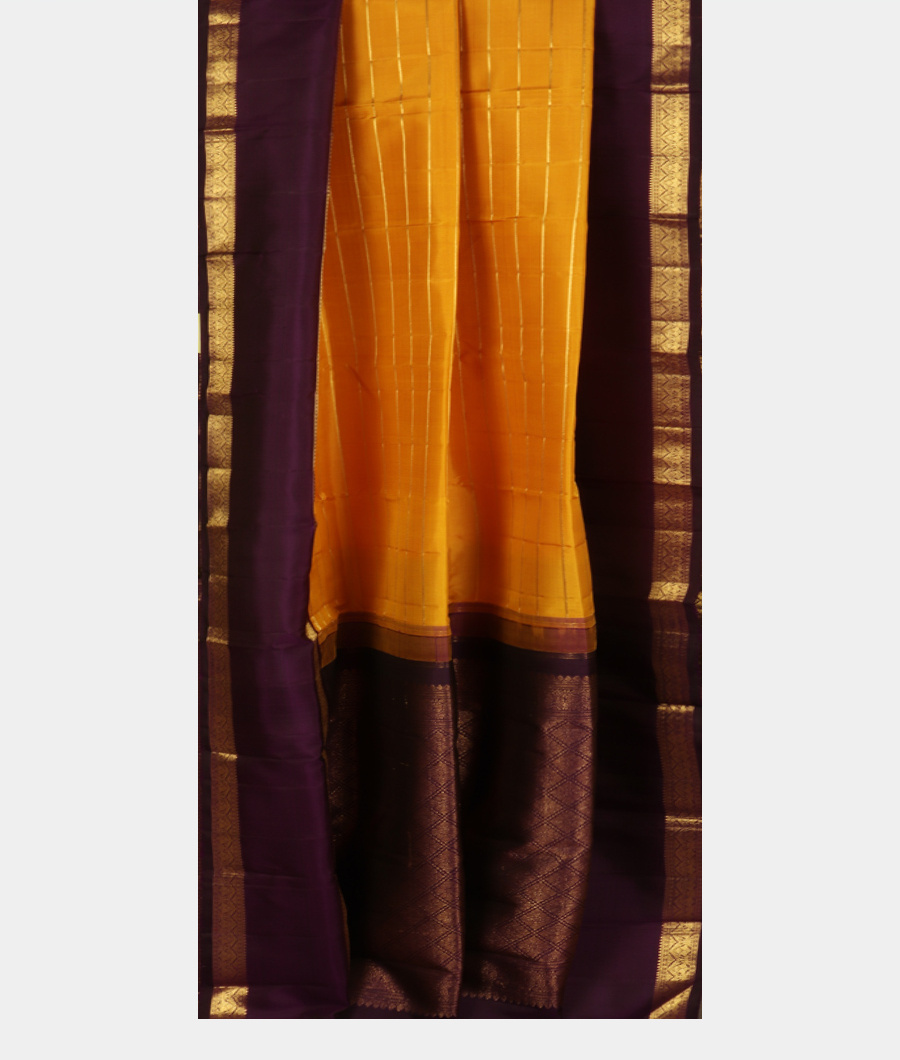 Yellow Handwoven Kanjivaram Silk Saree T3296172