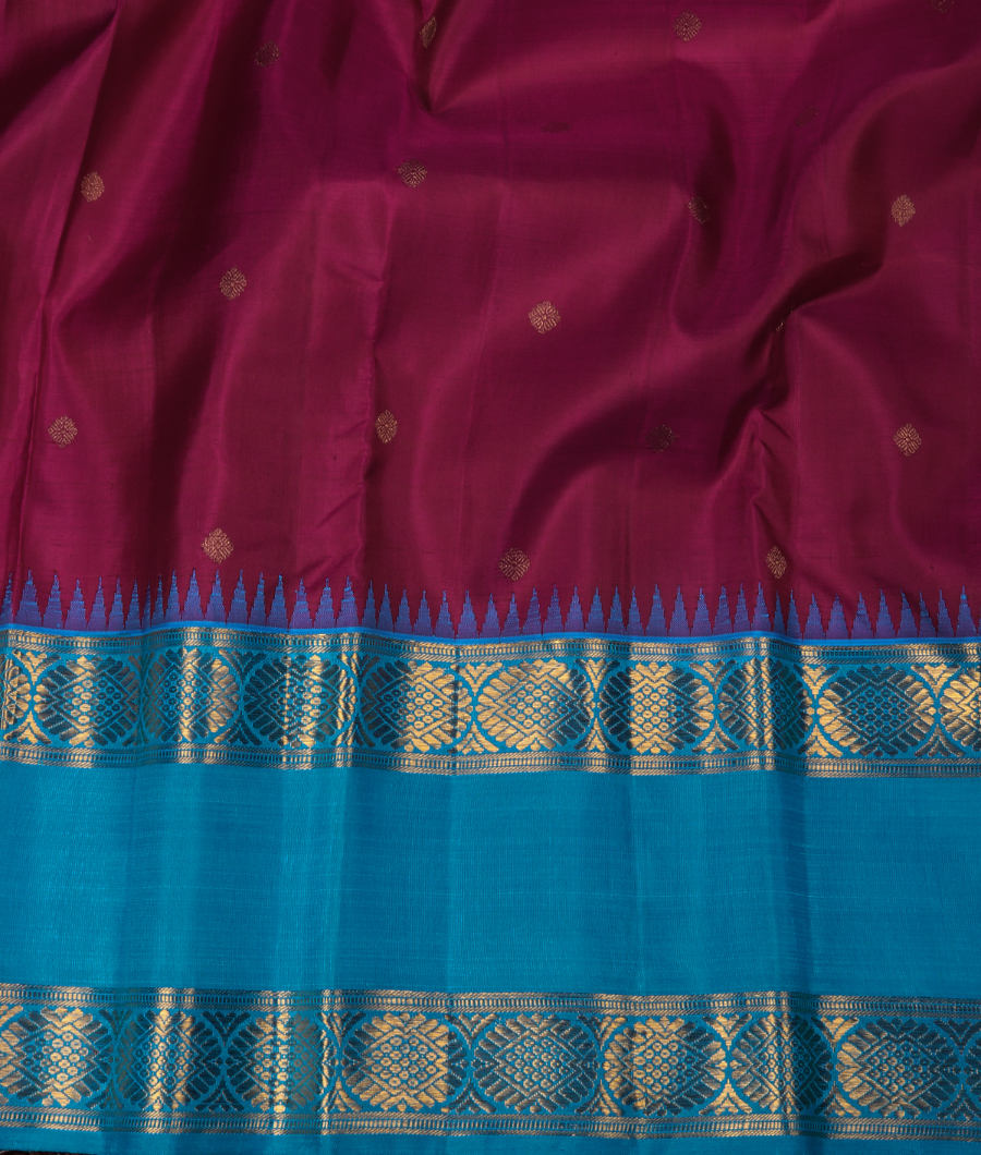 Dark Purple Handwoven Kanjivaram Silk Saree T3166183