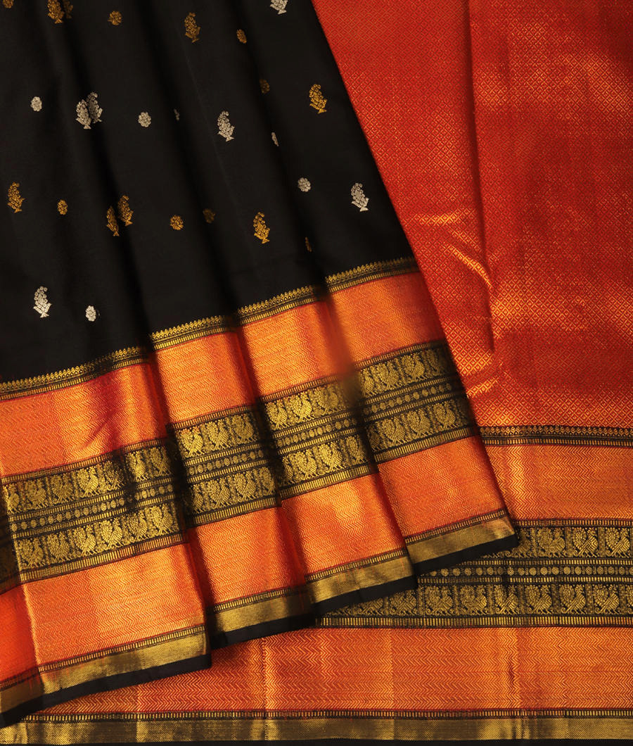 Black Twill Kanjivaram Silk Saree T3266414