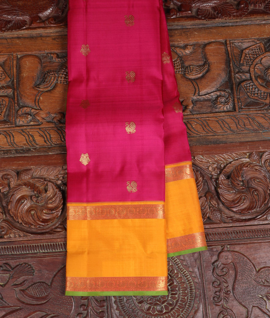 Magenta Handwoven Kanjivaram Silk Saree T324408-image