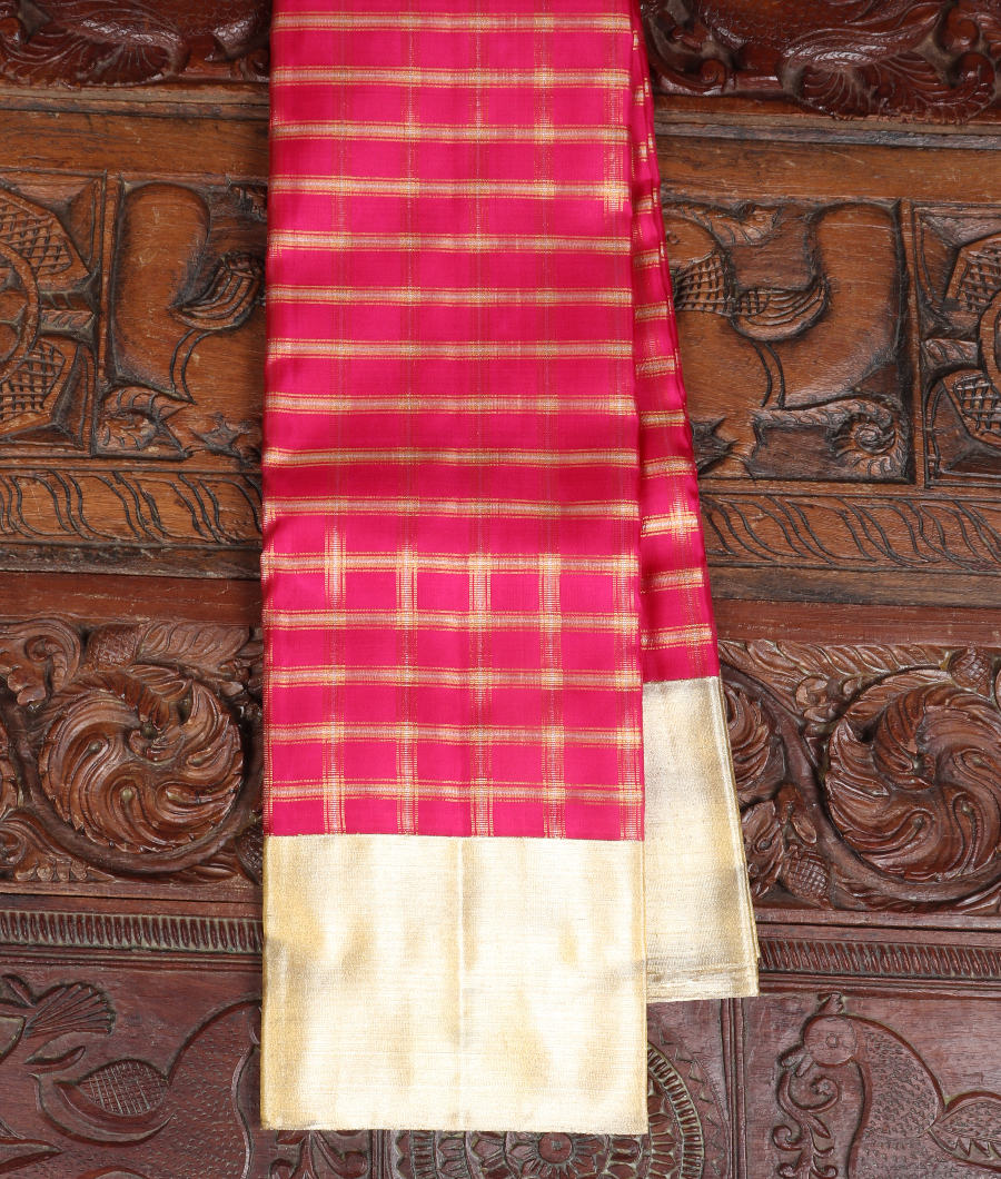 Magenta Handwoven Kanjivaram Silk Saree T316236-image