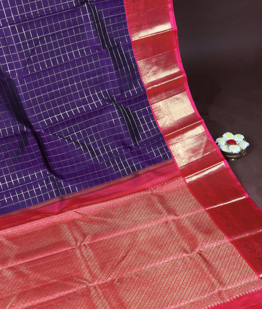 Dark Purple Handwoven Kanjivaram Silk Saree T3145612