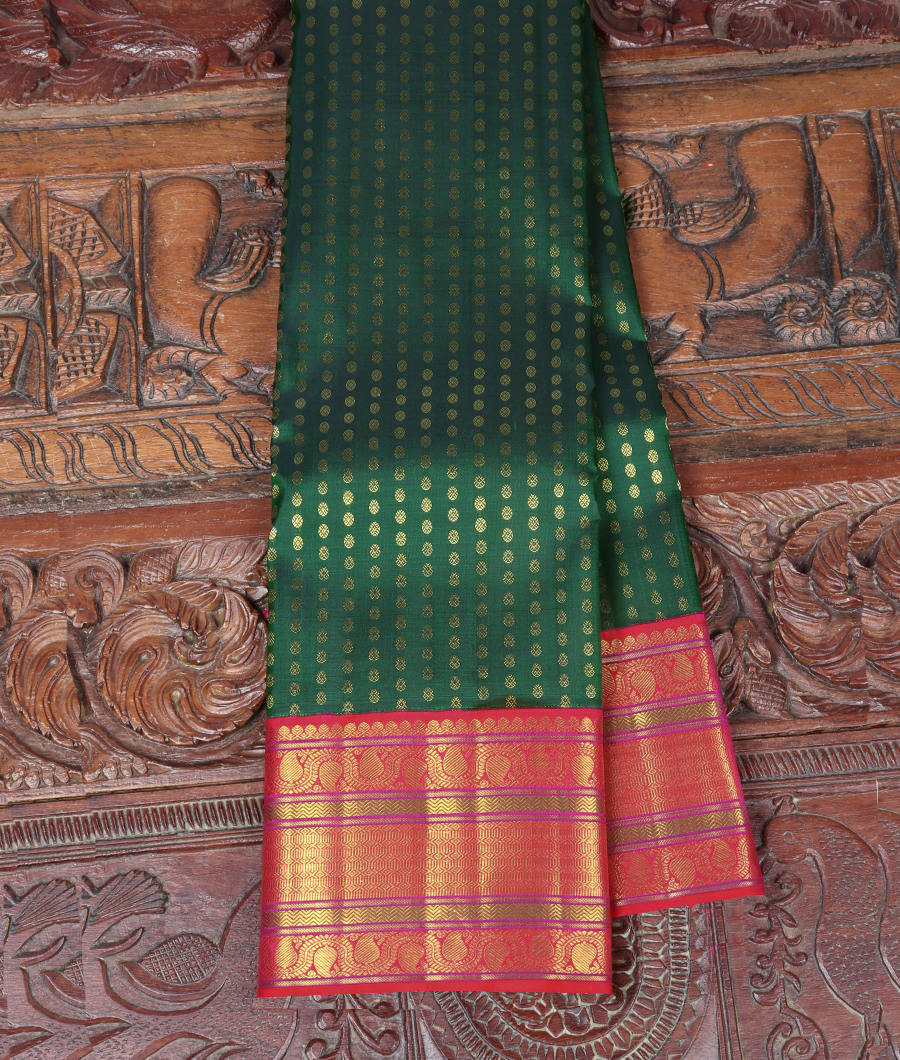Green Handwoven Kanjivaram Silk Saree T337180-image