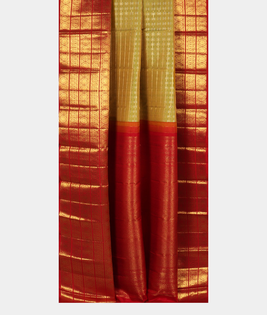 Yellowish Green Handwoven Kanjivaram Silk Saree T3274772