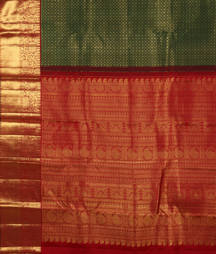 Green Handwoven Kanjivaram Silk Saree T2052874