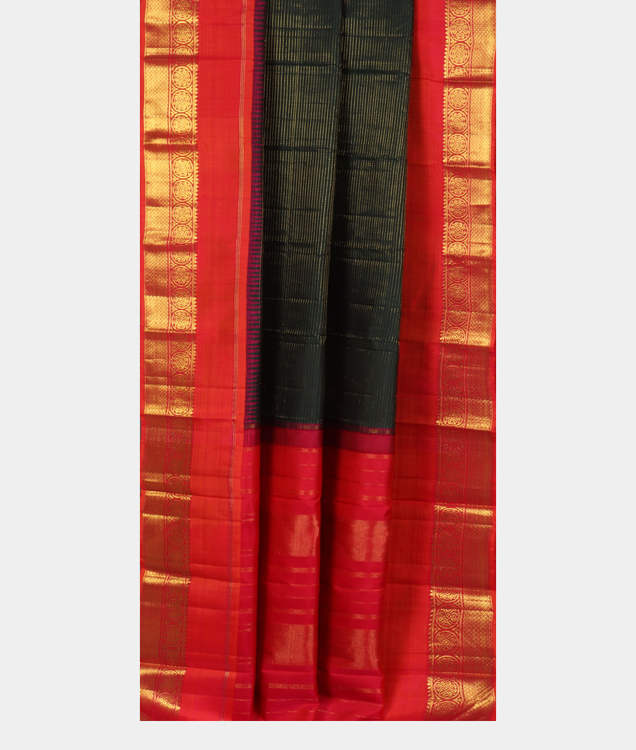 Green Handwoven Kanjivaram Silk Saree T3244692