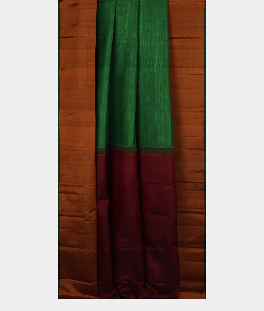 Green Handwoven Kanjivaram Silk Saree T1584762