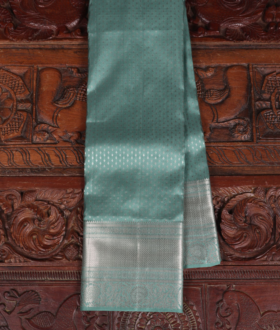Green Handwoven Kanjivaram Silk Saree T340663-image