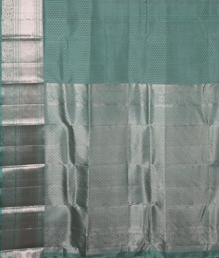 Green Handwoven Kanjivaram Silk Saree T3406634