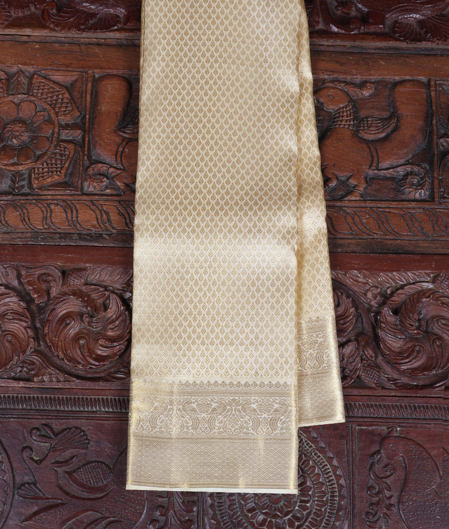 Off-White Handwoven Kanjivaram Silk Saree T304310-image