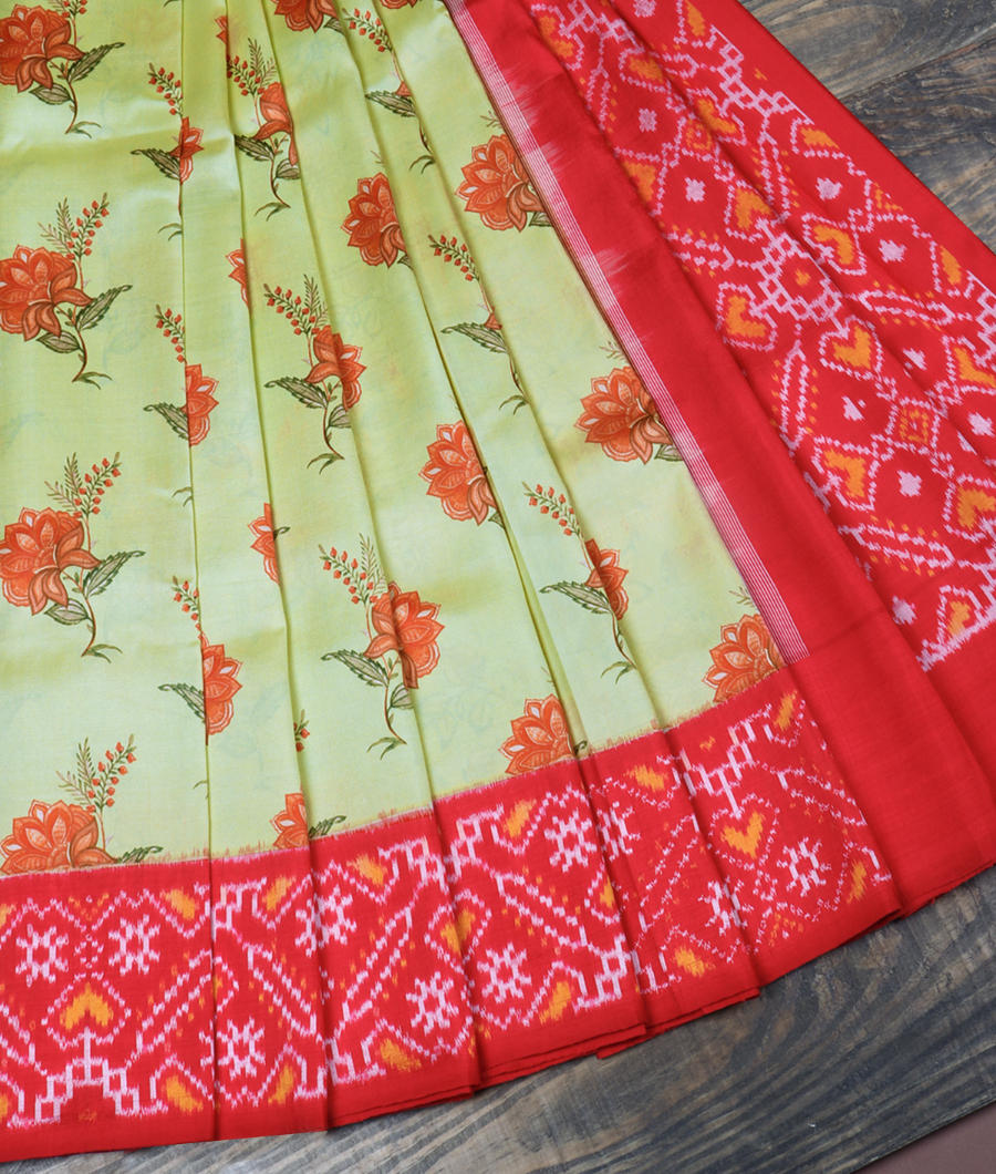 Green Ikat Silk Saree T3444092