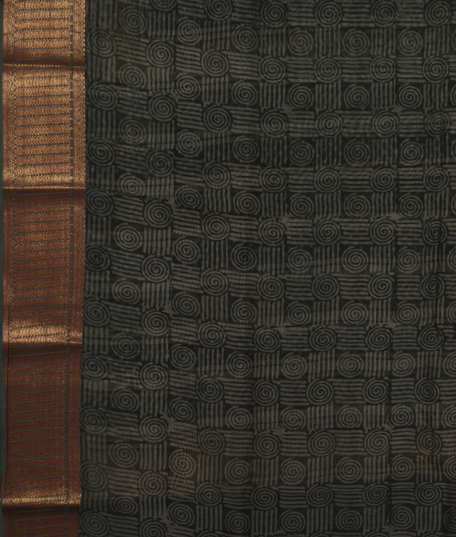 Green Soft Printed Cotton Saree T3431113