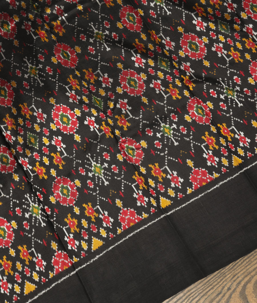 Grey Ikat Silk Saree T3488813