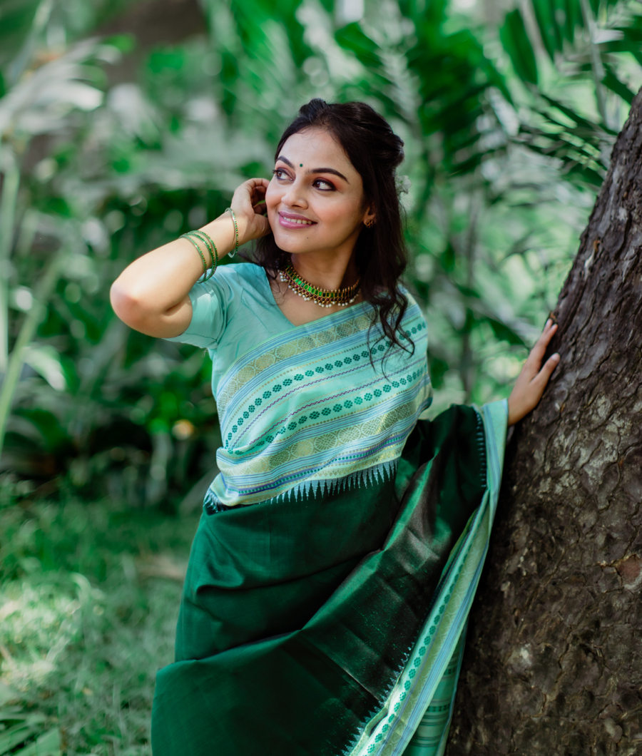 Bottle Green Kanjeevaram Silk Saree with Light Green Border - Tulsi Weaves