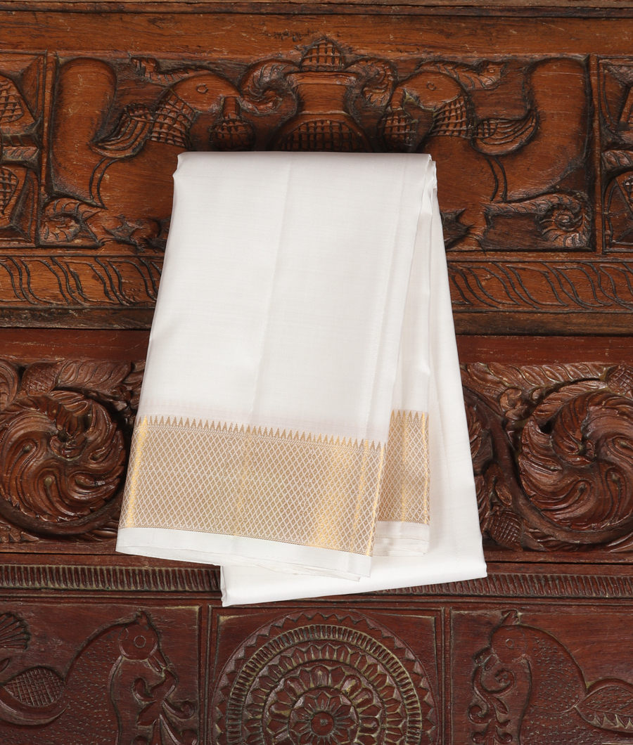 White Handwoven Kanjivaram Silk Dhoti and Vastharam T346367-image