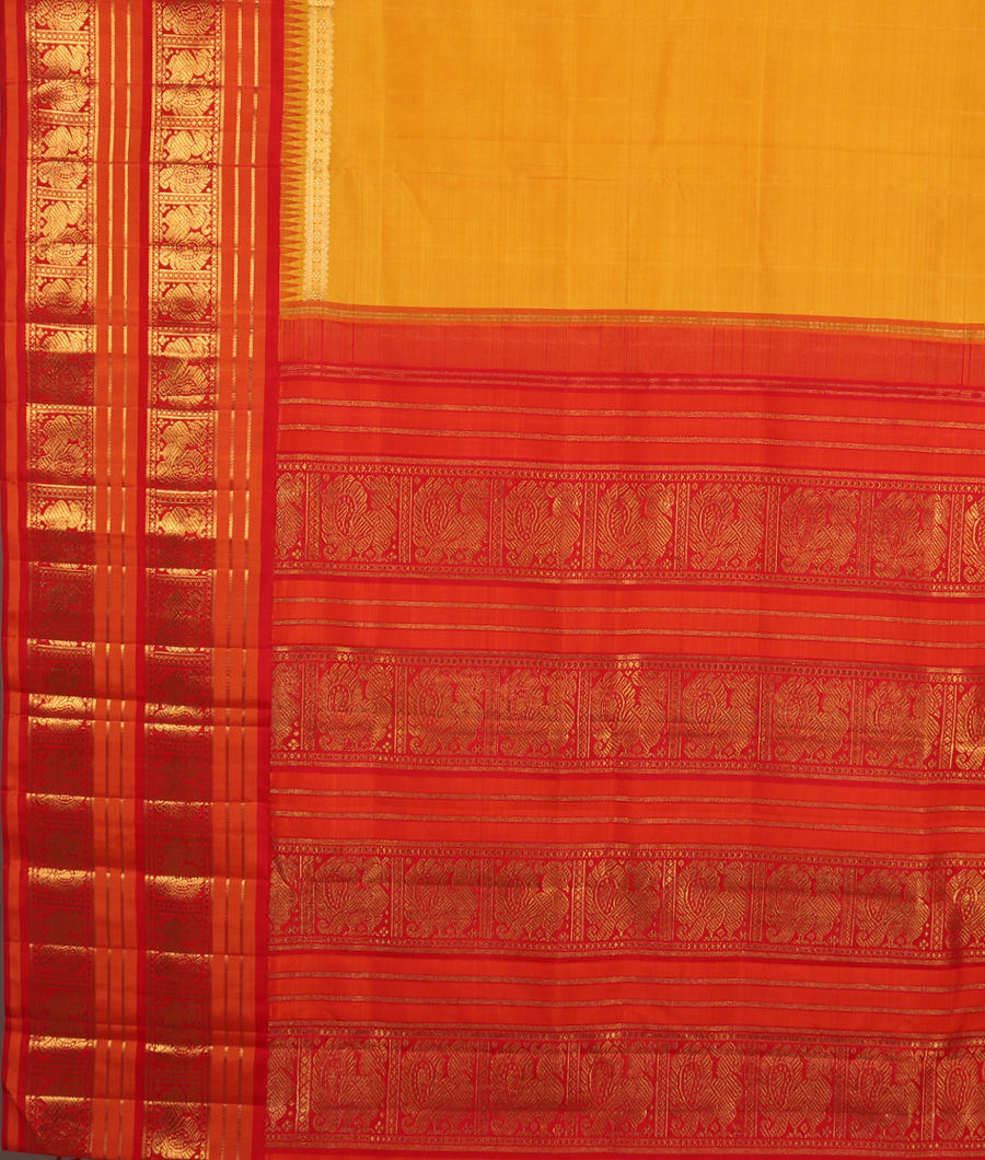 Mustard Yellow Handwoven Kanjivaram Silk Saree T1668824