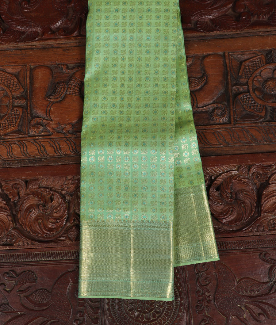 Green Handwoven Kanjivaram Silk Saree T316190-image