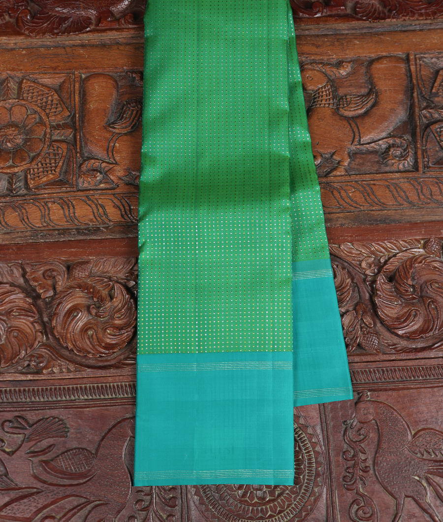 Green Handwoven Kanjivaram Silk Saree T338173-image
