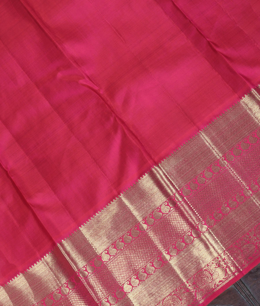 Yellow Handwoven Kanjivaram Silk Saree T3068203
