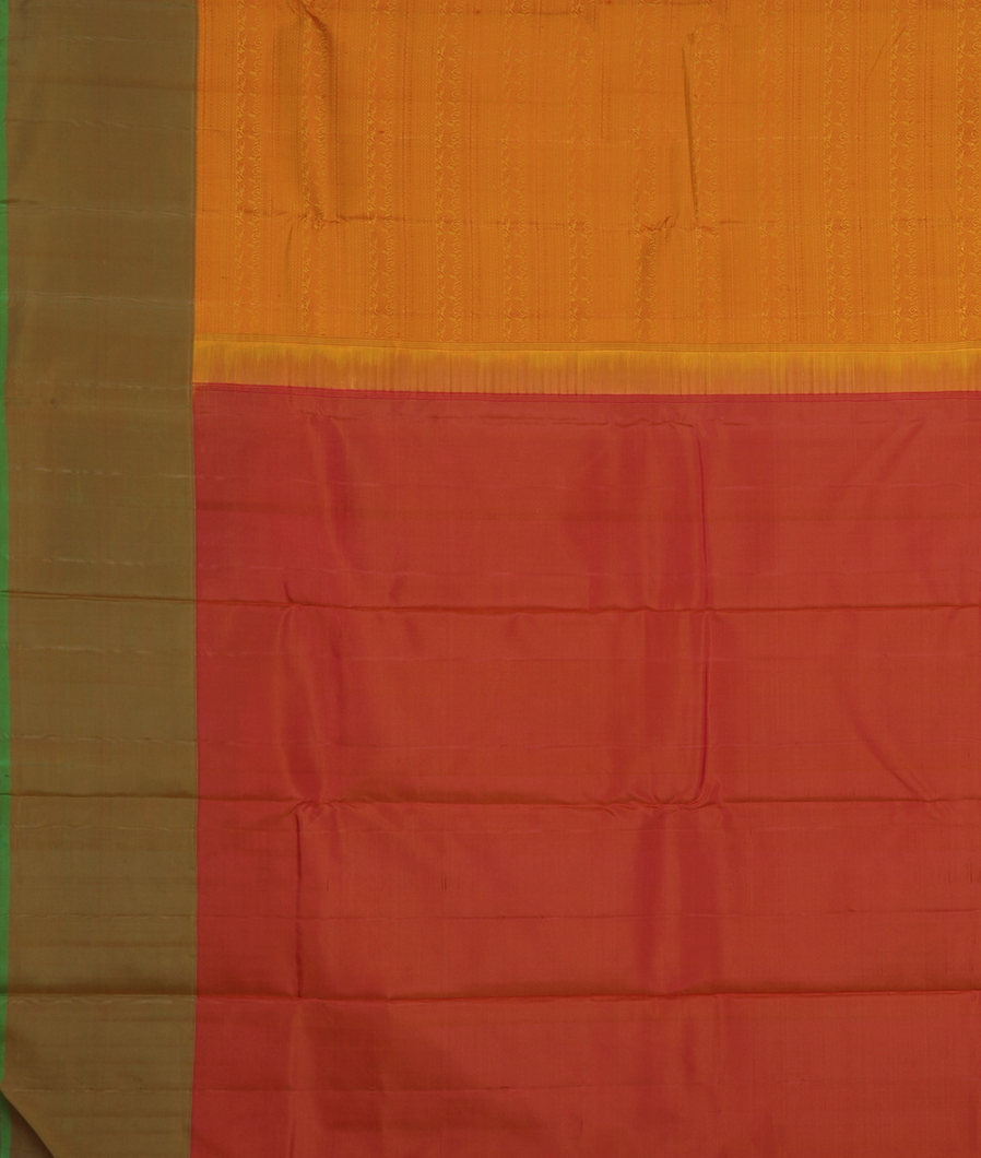 Yellow Handwoven Kanjivaram Silk Saree T2912424