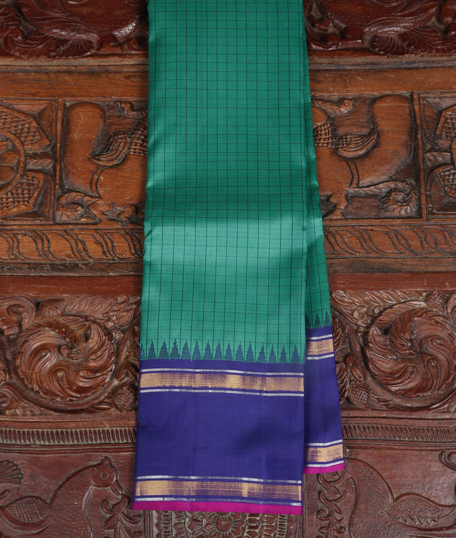Green Handwoven Kanjivaram Silk Saree T313965-image