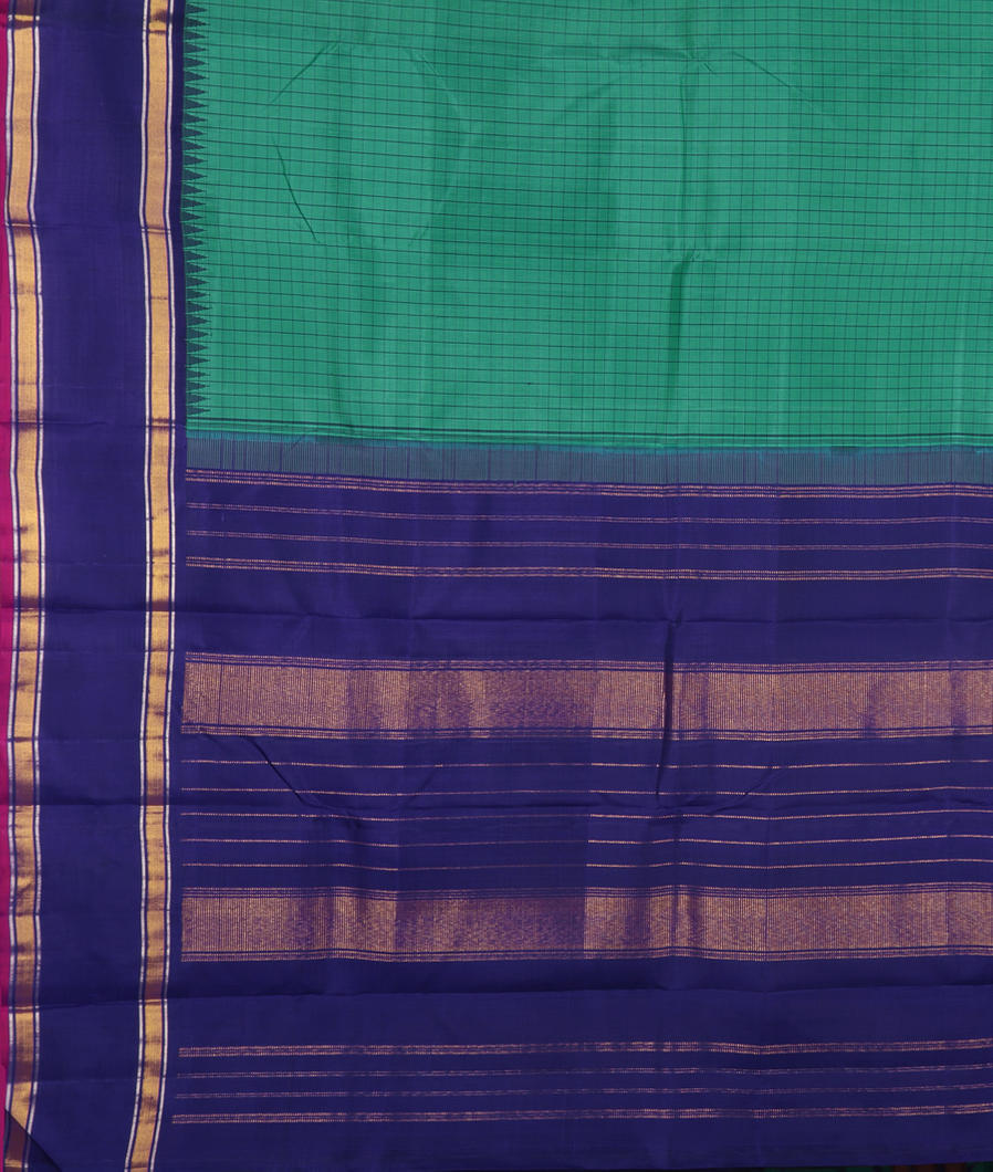 Green Handwoven Kanjivaram Silk Saree T3139654