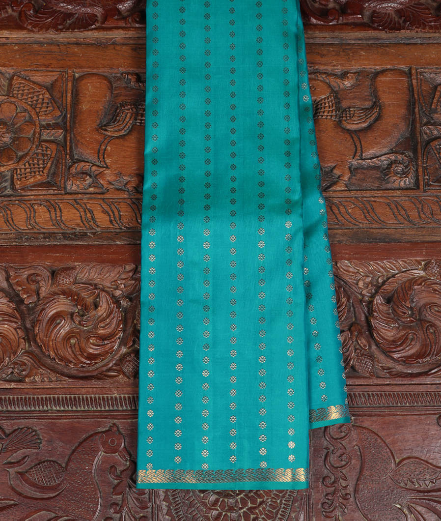 Blue Handwoven Kanjivaram Silk Saree T335325-image