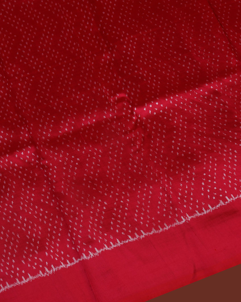 Off-White Ikat Silk Saree T3559073