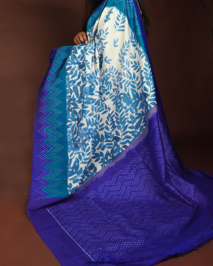 Off-White Ikat Silk Saree T355911-image