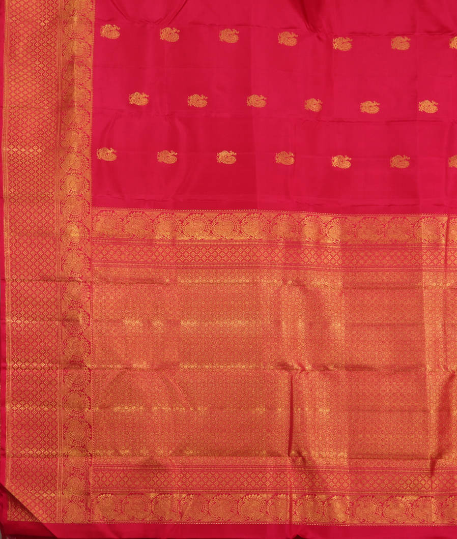 Magenta Handwoven Kanjivaram Silk Saree T3507244