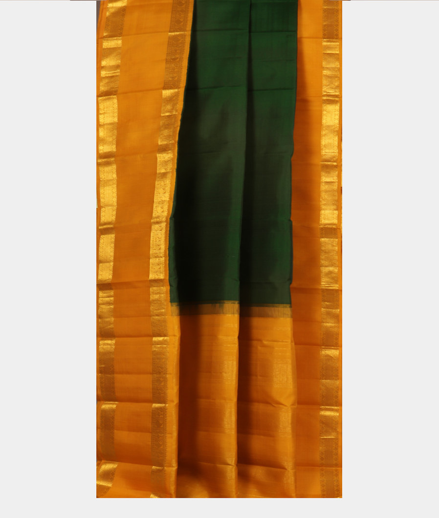 Green Handwoven Kanjivaram Silk Saree T3507362