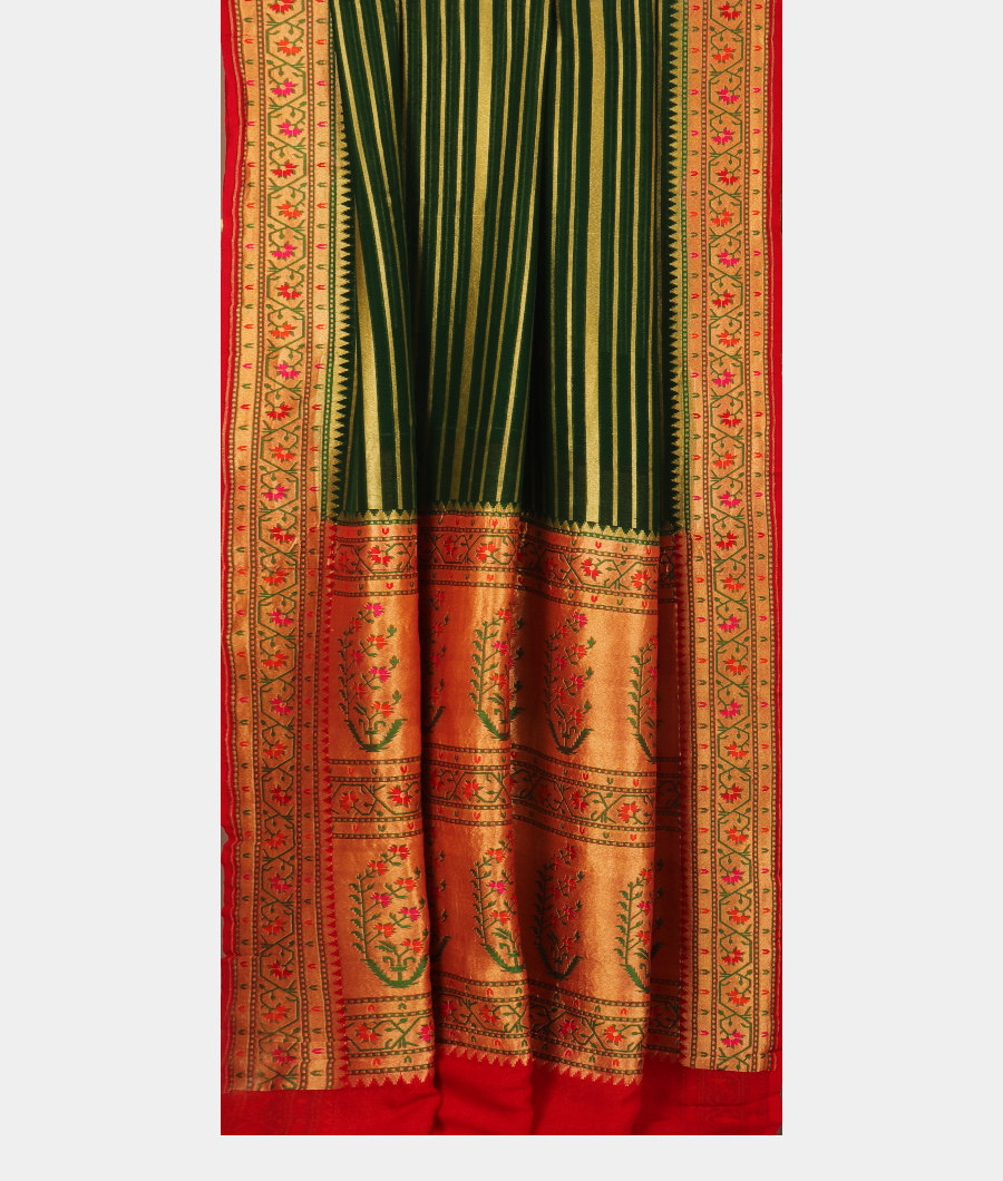 Bottle Green Banaras Georgette Silk Saree T2669982