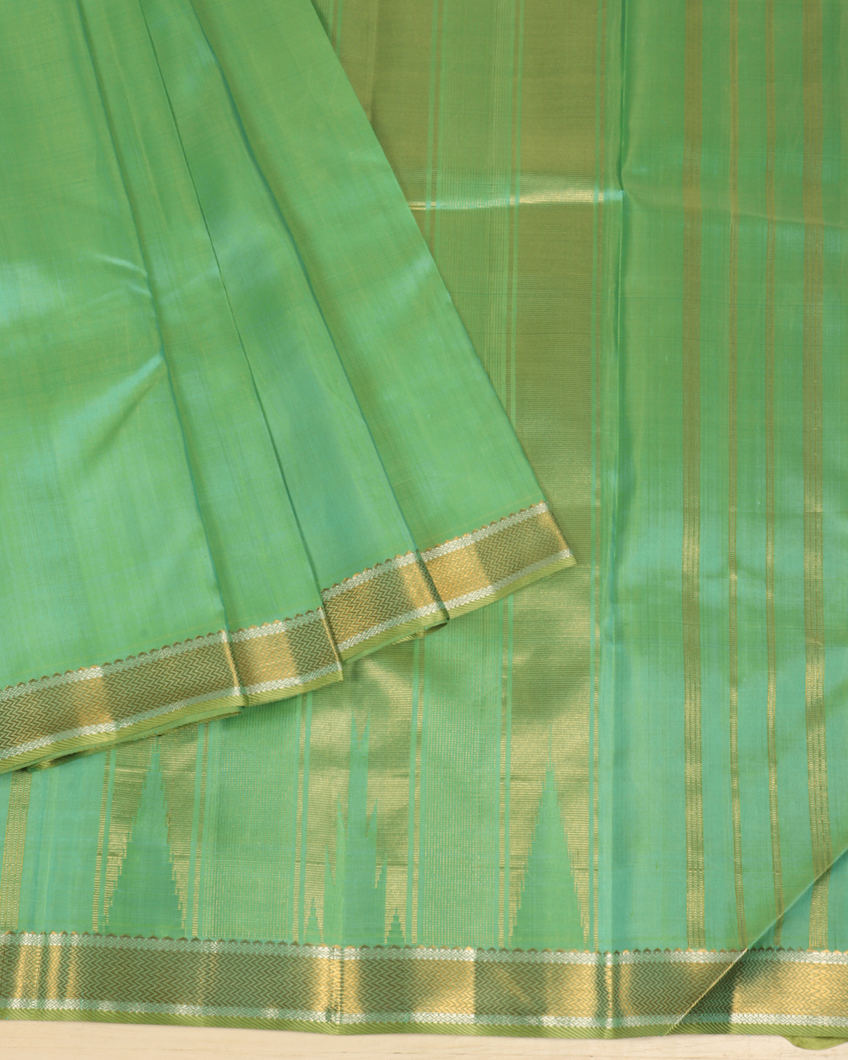 Green Handwoven Kanjivaram Silk Saree T3401132
