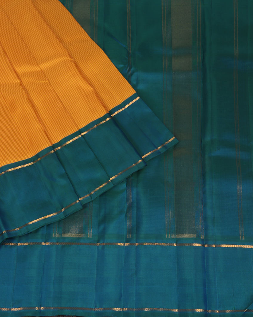 Yellow Handwoven Kanjivaram Silk Saree T3504492