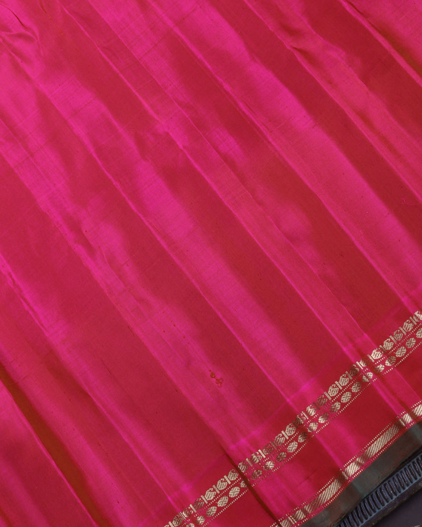 Purple Gadwal Silk Saree T3571074